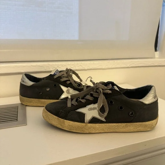 Golden Goose Superstar Sneaker - Picture 1 of 4